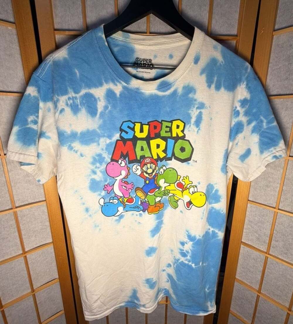 Super Mario T-Shirt Size S Blue Tie-Dye Yoshi Group Graphic Tee
